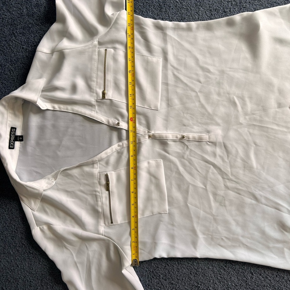 Express button up blouse - Picture 6 of 6